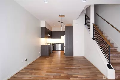4255 SW Charleston Street, Seattle, WA 98116 - Photo 4
