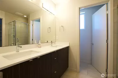 4255 SW Charleston Street, Seattle, WA 98116 - Photo 10