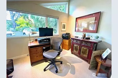 10191 NE Beach Crest Drive, Bainbridge Island, WA 98110 - Photo 6