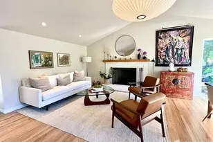 10191 NE Beach Crest Dr, Bainbridge Island, WA 98110 - Photo 4