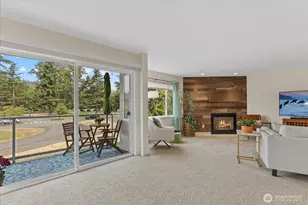 9715 NE Juanita Dr, Kirkland, WA 98034 - Photo 8