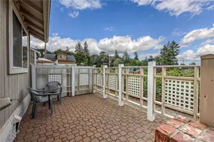 442 E 31st St, Bremerton, WA 98310 - Photo 4