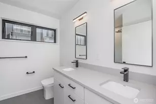 4214 SW 100th St, Seattle, WA 98126 - Photo 12
