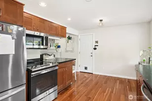 21013 60th Pl NE, Redmond, WA 98053 - Photo 16