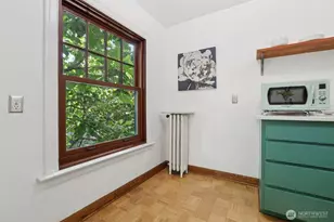 408 Bellevue Ave E, Seattle, WA 98102 - Photo 8