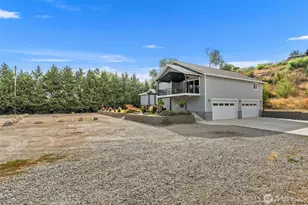 64 Spurlock Ln, Monitor, WA 98836 - Photo 2