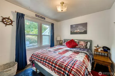 2525 Veldee Avenue, Bremerton, WA 98312 - Photo 12