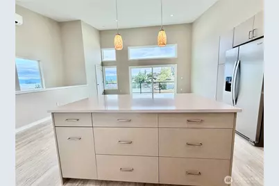 3804 Q Avenue, Anacortes, WA 98221 - Photo 6