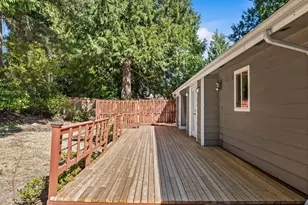 10610 NE 190th St, Bothell, WA 98011 - Photo 36