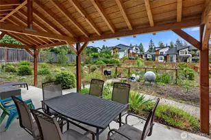 747 Fords Ct, Bainbridge Island, WA 98110 - Photo 36