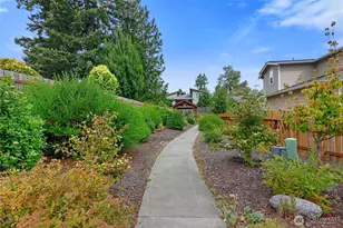 747 Fords Ct, Bainbridge Island, WA 98110 - Photo 34