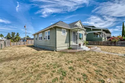 1908 Burwell St, Bremerton, WA 98337 - Photo 2
