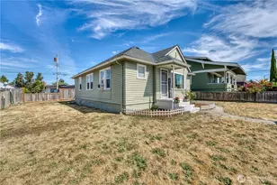 1908 Burwell St, Bremerton, WA 98337 - Photo 2
