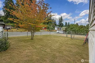 4975 Johnson St NW, Bremerton, WA 98311 - Photo 2