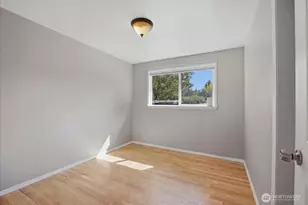 22919 74th Ave W, Edmonds, WA 98026 - Photo 18