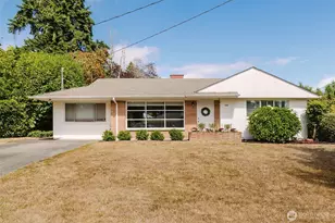 2122 NE Sunrise Dr, Bremerton, WA 98310 - Photo 1