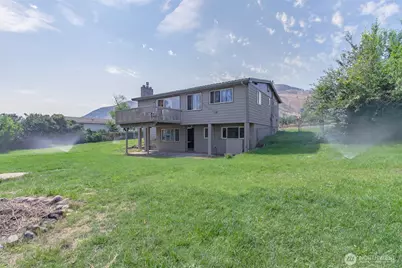 38 Hart Road, Oroville, WA 98844 - Photo 6
