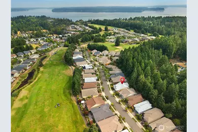 4802 Meriwood Drive NE, Lacey, WA 98516 - Photo 2