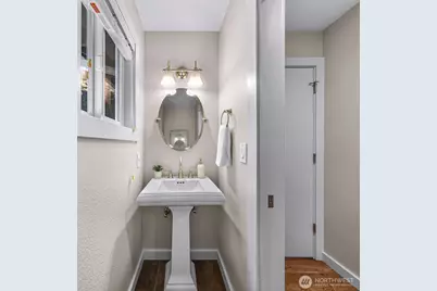 24124 NE 6th Place, Sammamish, WA 98074 - Photo 10