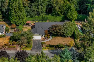 24124 NE 6th Pl, Sammamish, WA 98074 - Photo 2