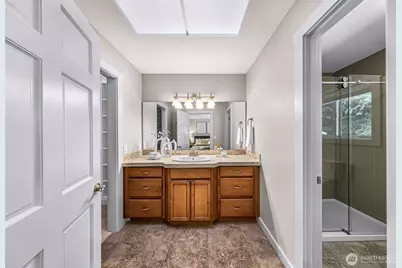 24124 NE 6th Place, Sammamish, WA 98074 - Photo 16