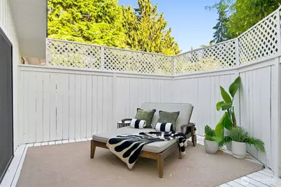 9127 NE 36th Street, Yarrow Point, WA 98004 - Photo 16