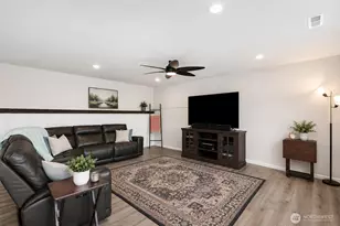 13811 197th St E, Graham, WA 98338 - Photo 4