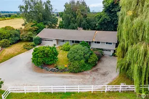 16792 Dunbar Rd, Mount Vernon, WA 98273 - Photo 2
