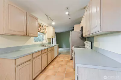16619 SE 12th Street, Bellevue, WA 98008 - Photo 8