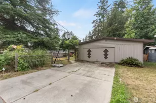 16619 SE 12th St, Bellevue, WA 98008 - Photo 2