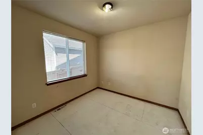 20605 74th Avenue E, Spanaway, WA 98387 - Photo 16