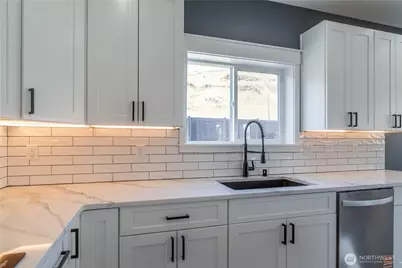 201 Bridgeview Drive, Vantage, WA 98950 - Photo 8