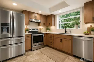 17654 86th Ave NE, Bothell, WA 98011 - Photo 4