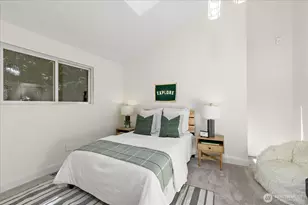 2035 W Lake Sammamish Pkwy SE, Bellevue, WA 98008 - Photo 30