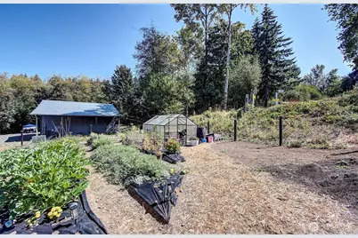 275 Studebaker Spur 2 Road, Castle Rock, WA 98611 - Photo 14