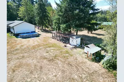275 Studebaker Spur 2 Road, Castle Rock, WA 98611 - Photo 10