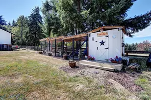 275 Studebaker Spur 2 Rd, Castle Rock, WA 98611 - Photo 8