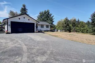275 Studebaker Spur 2 Rd, Castle Rock, WA 98611 - Photo 2