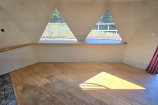17230 Jonas Hill Ln SE, Rainier, WA 98576 - Photo 12