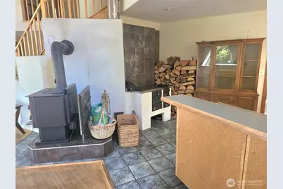 17230 Jonas Hill Lane SE, Rainier, WA 98576 - Photo 8