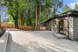10833 NE 134th St, Kirkland, WA 98034 - Photo 8
