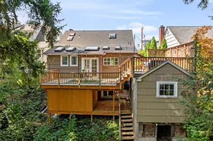 2650 Walnut Ave SW, Seattle, WA 98116 - Photo 32