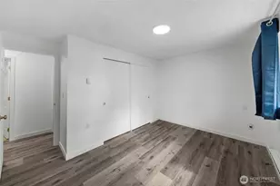 203 W Seattle St, Rainier, WA 98576 - Photo 16
