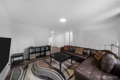 203 W Seattle Street, Rainier, WA 98576 - Photo 6