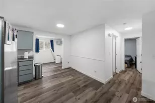 203 W Seattle St, Rainier, WA 98576 - Photo 10