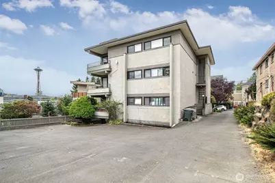 914 6th Avenue N #201, Seattle, WA 98109 - Photo 2