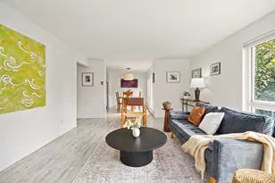 914 6th Ave N, Seattle, WA 98109 - Photo 18