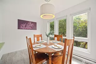 914 6th Ave N, Seattle, WA 98109 - Photo 22