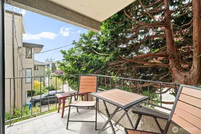 914 6th Avenue N #201, Seattle, WA 98109 - Photo 14