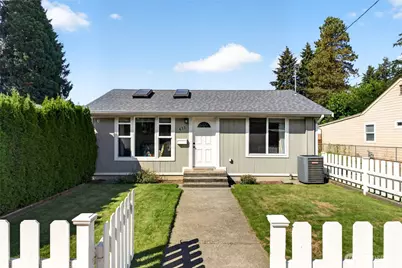 435 Harrison Street, Sumner, WA 98390 - Photo 2